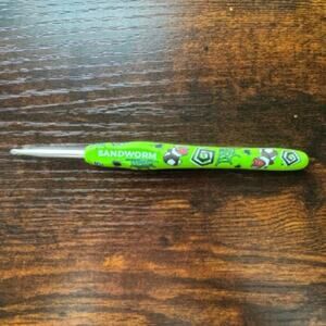 *Halloween Edition* The Woobles Beetlejuice Sandworm Crochet Hook - Never Used
